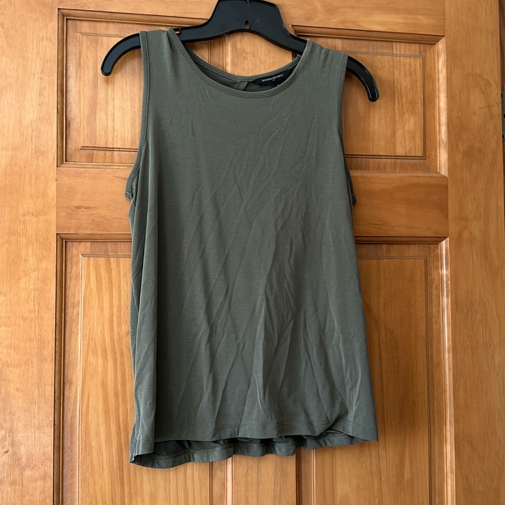 Olive green Banana Republic tank with open back